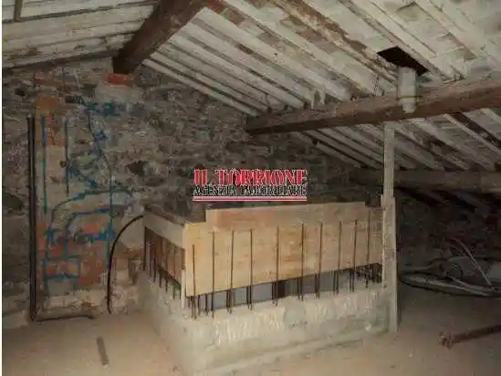 Casa indipendente in vendita a Montecatini-Terme