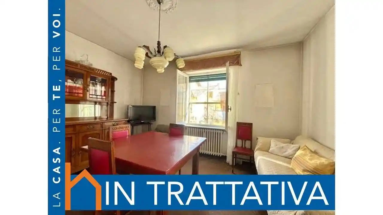 Casa indipendente in vendita a Vedano Olona