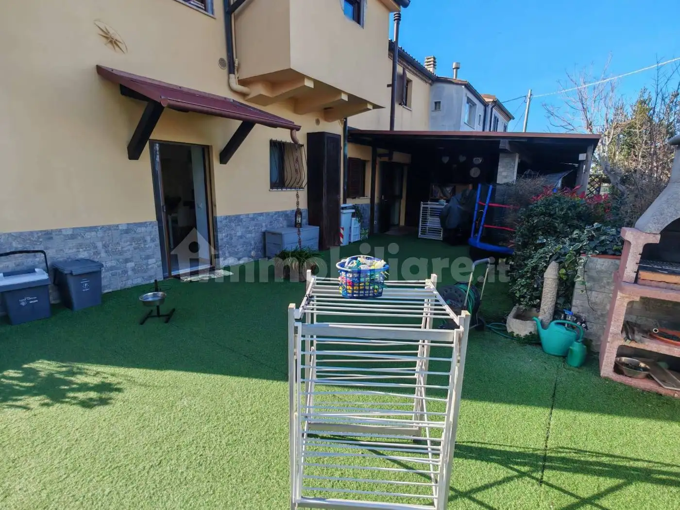 Casa indipendente in vendita a Ancona