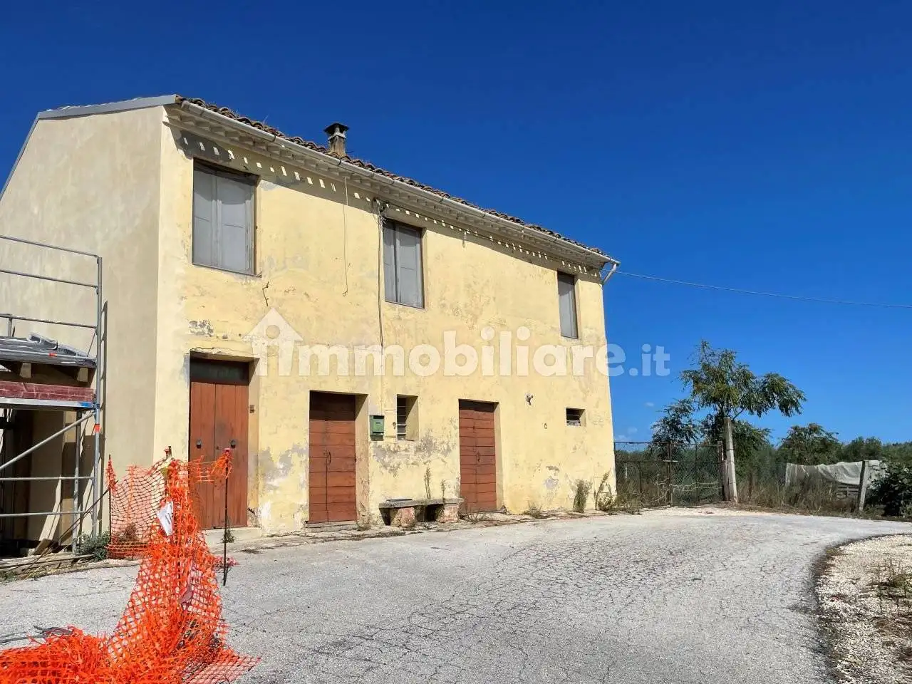 Rustico - Casale in vendita a Jesi