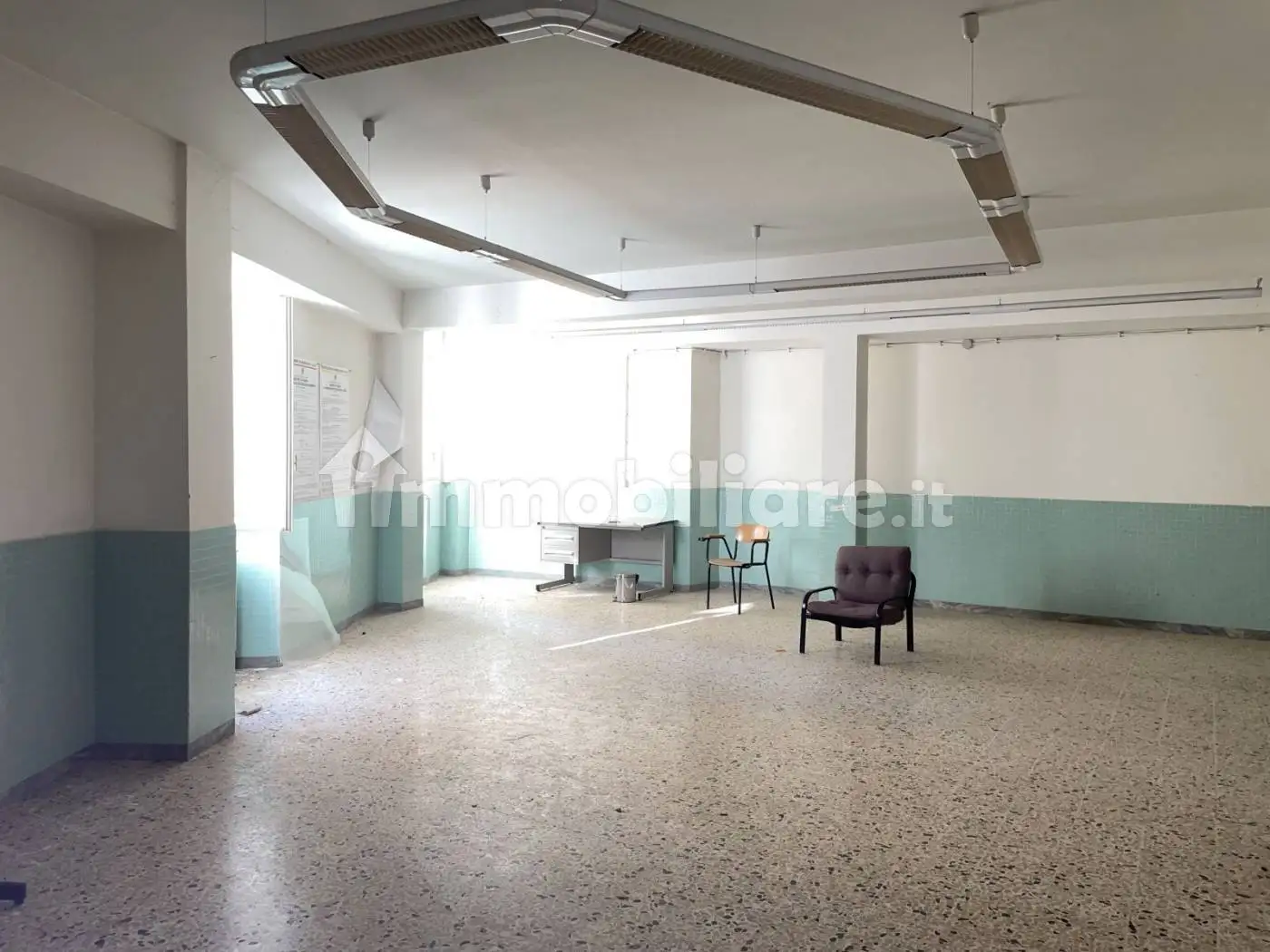 Palazzo - Edificio in Affitto - foto 5