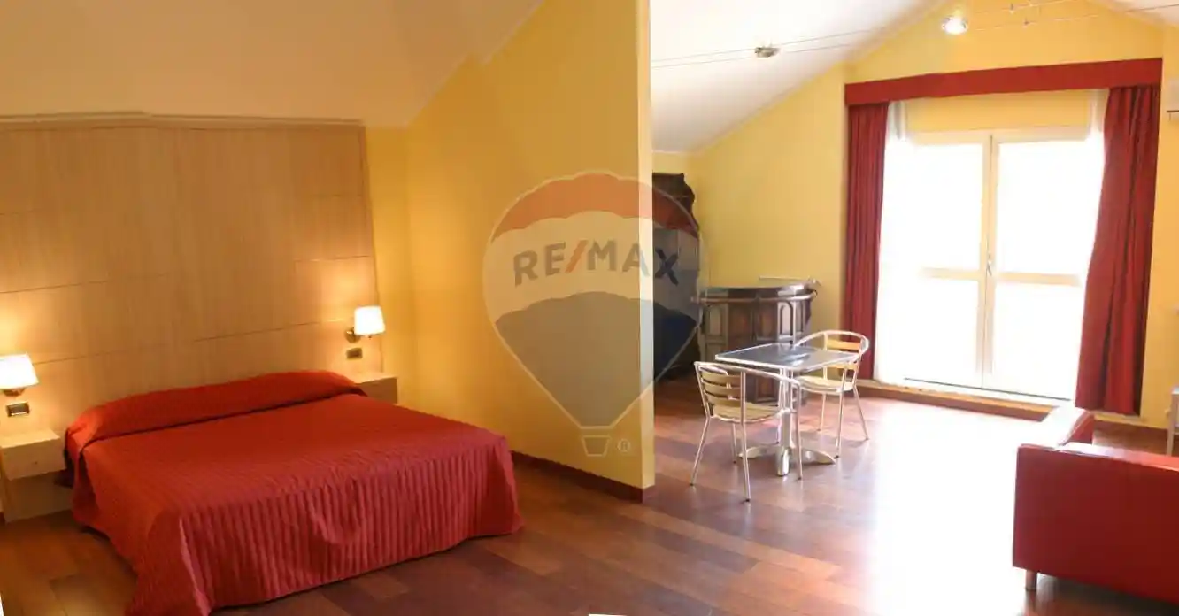 Palazzo - Edificio in vendita a Torino