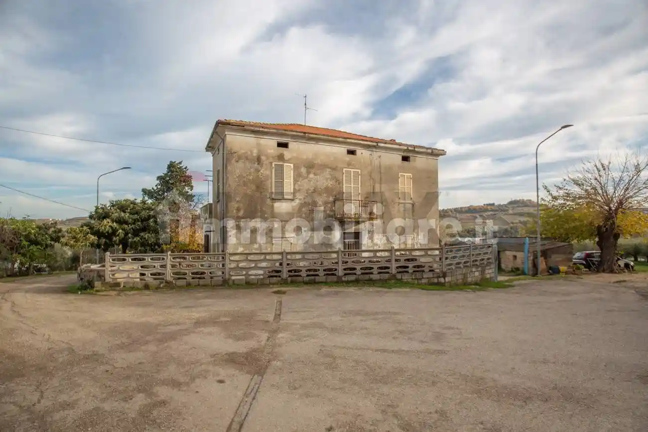 Terratetto unifamiliare Contrada Foreste 18, Miglianico - foto 2