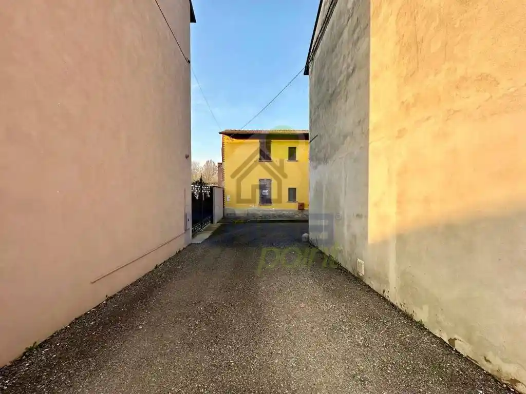 Terratetto unifamiliare via chiesa 52, Centro, Acquanegra Cremonese - foto 5