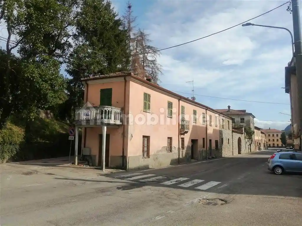 Casa indipendente in vendita a Cantalupo Ligure