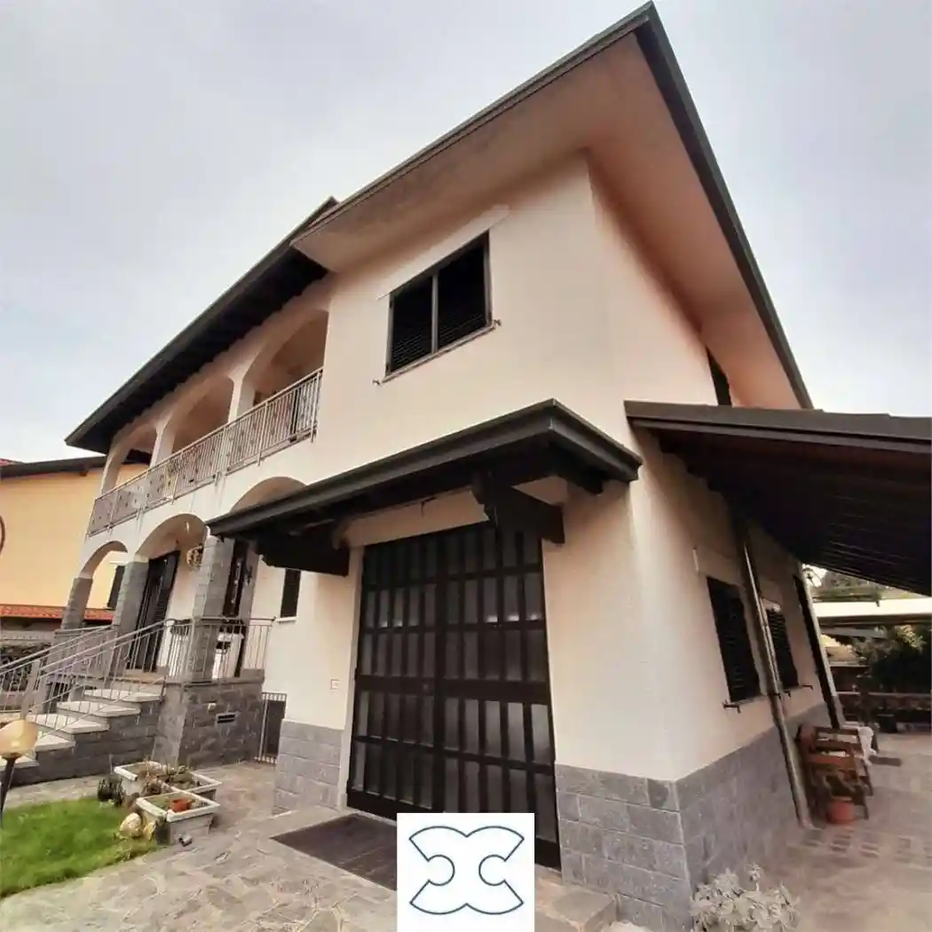 Villa in vendita a Olgiate Olona