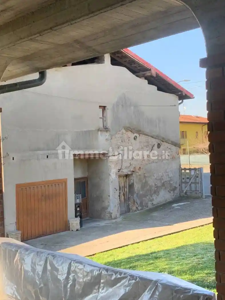 Rustico - Casale in vendita a Urgnano