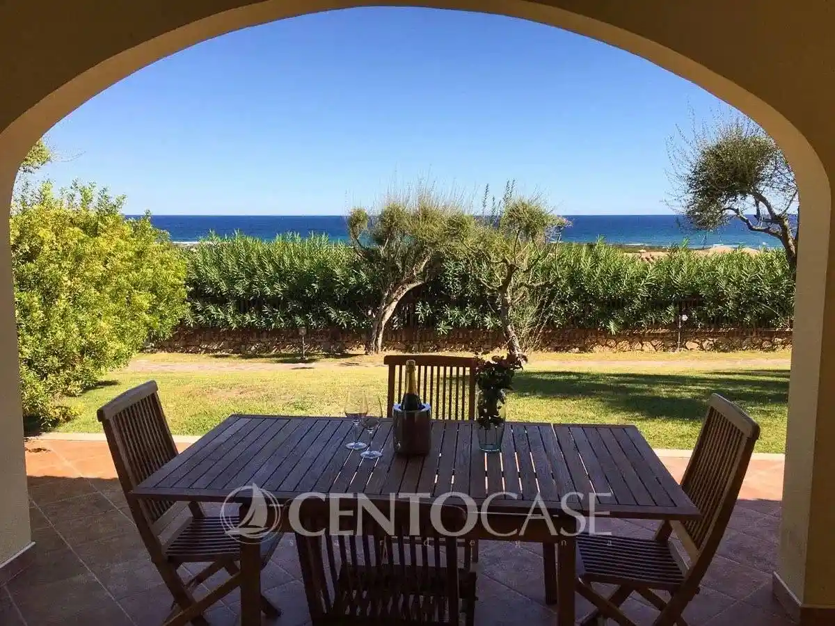 Villa in vendita a San Teodoro