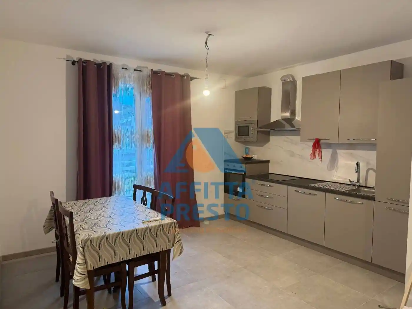 Appartamento in affitto a Capraia e Limite