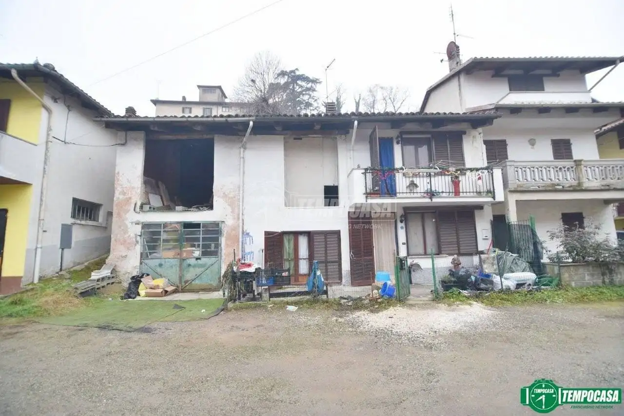 Casa indipendente in vendita a Rivarossa