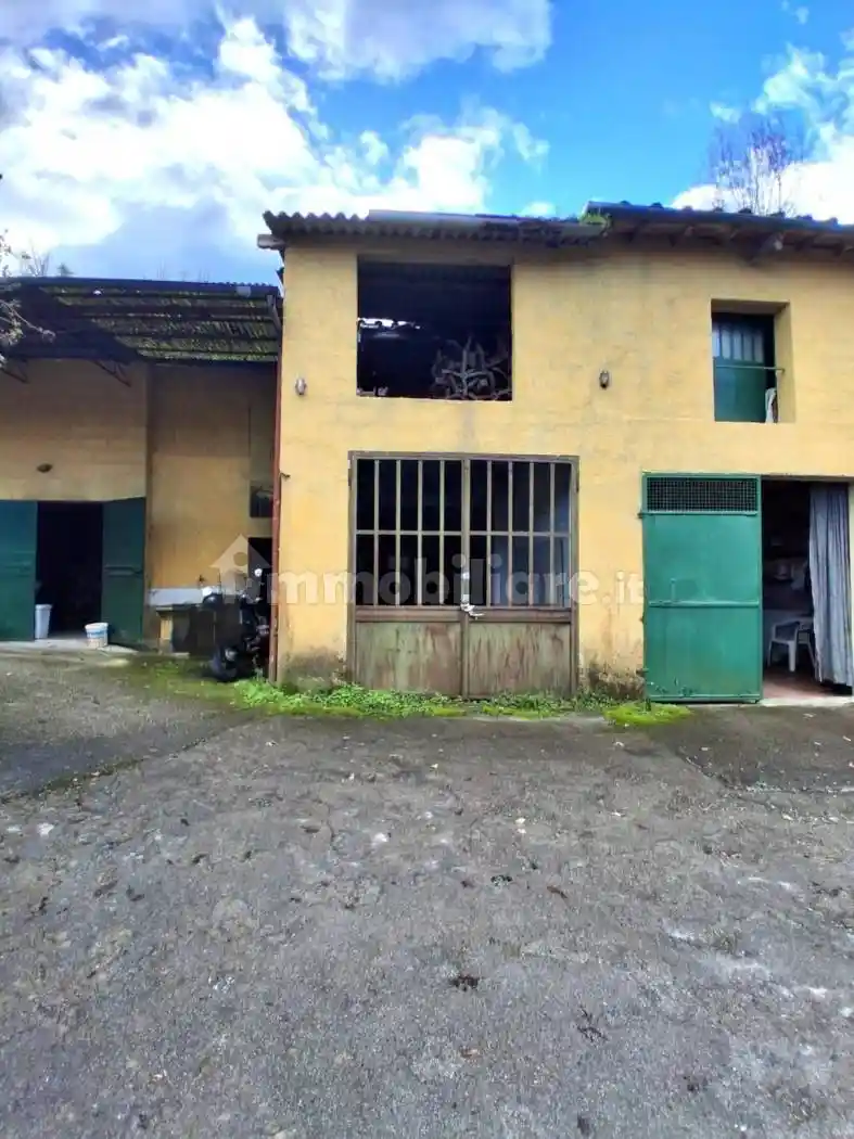 Rustico - Casale in vendita a Capannori