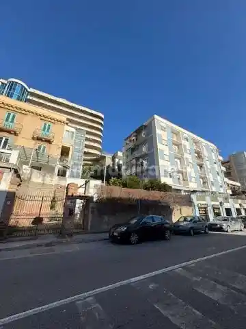 Palazzo - Edificio in vendita a Messina