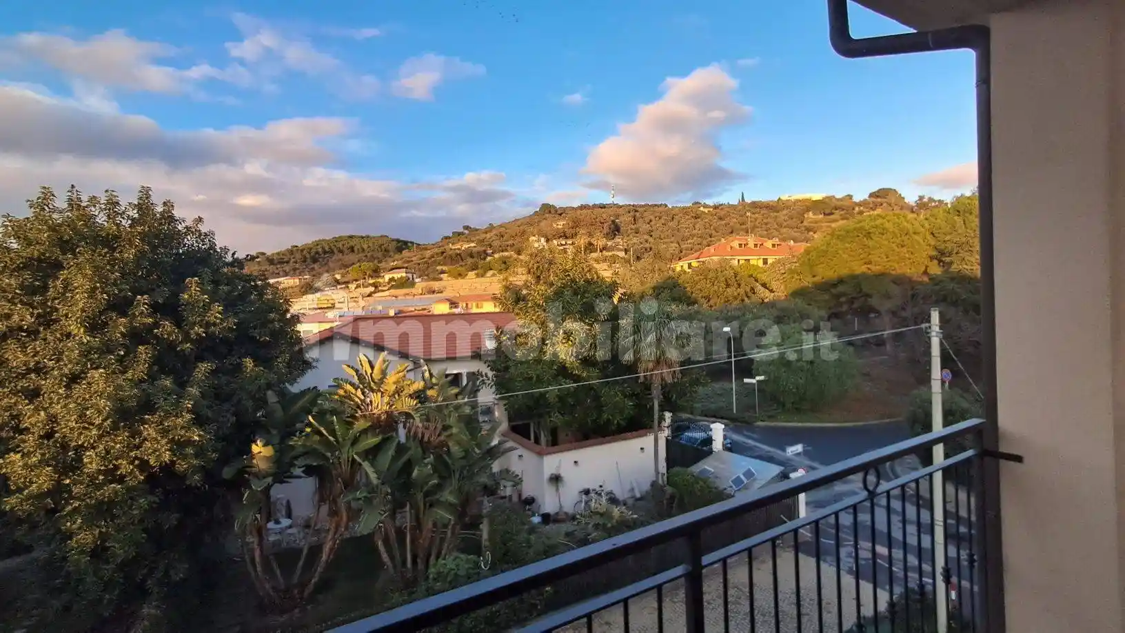 Appartamento in vendita a Cervo