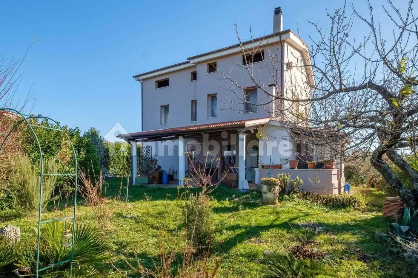 Villa in vendita a Manziana