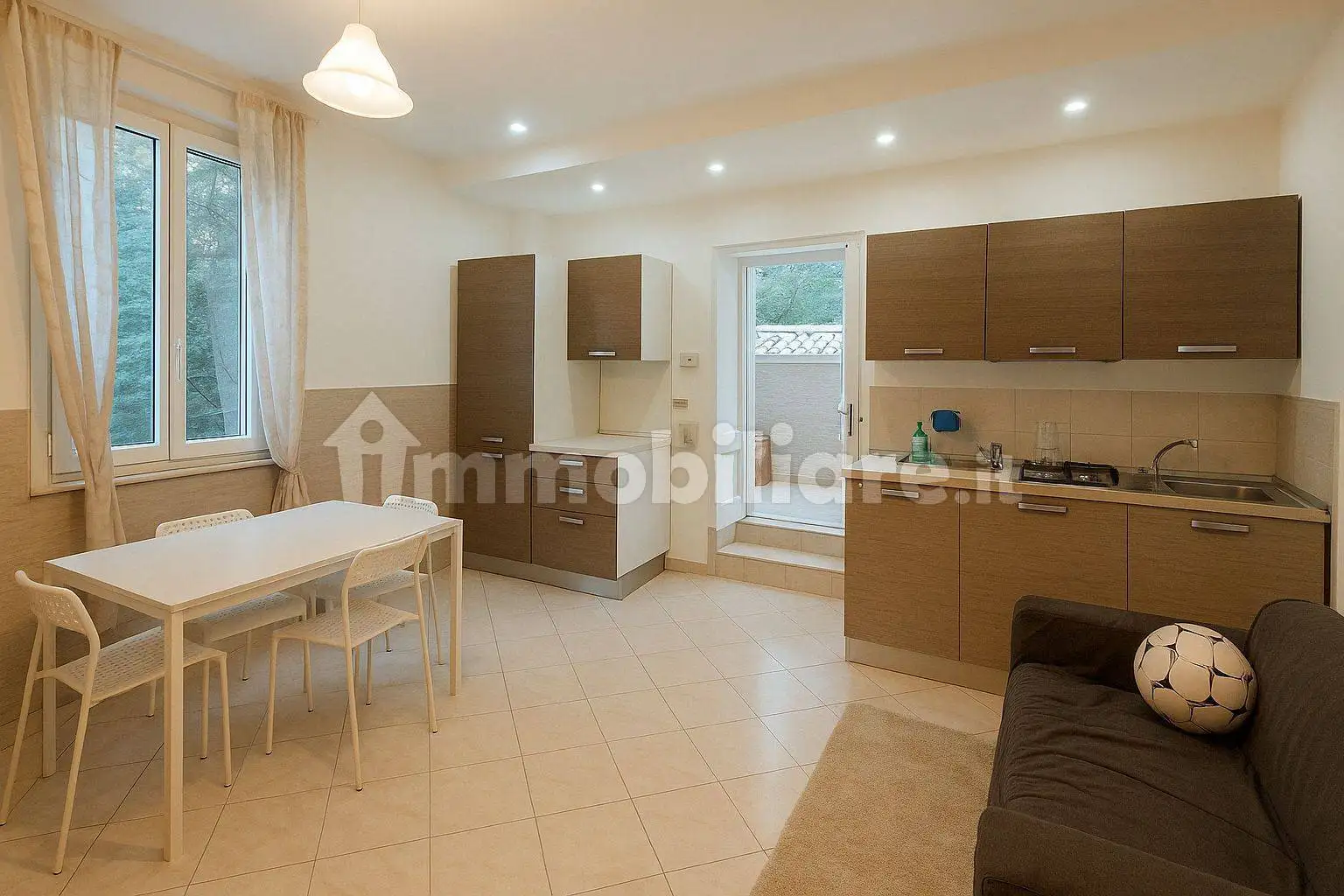 Appartamento in vendita a Jesi