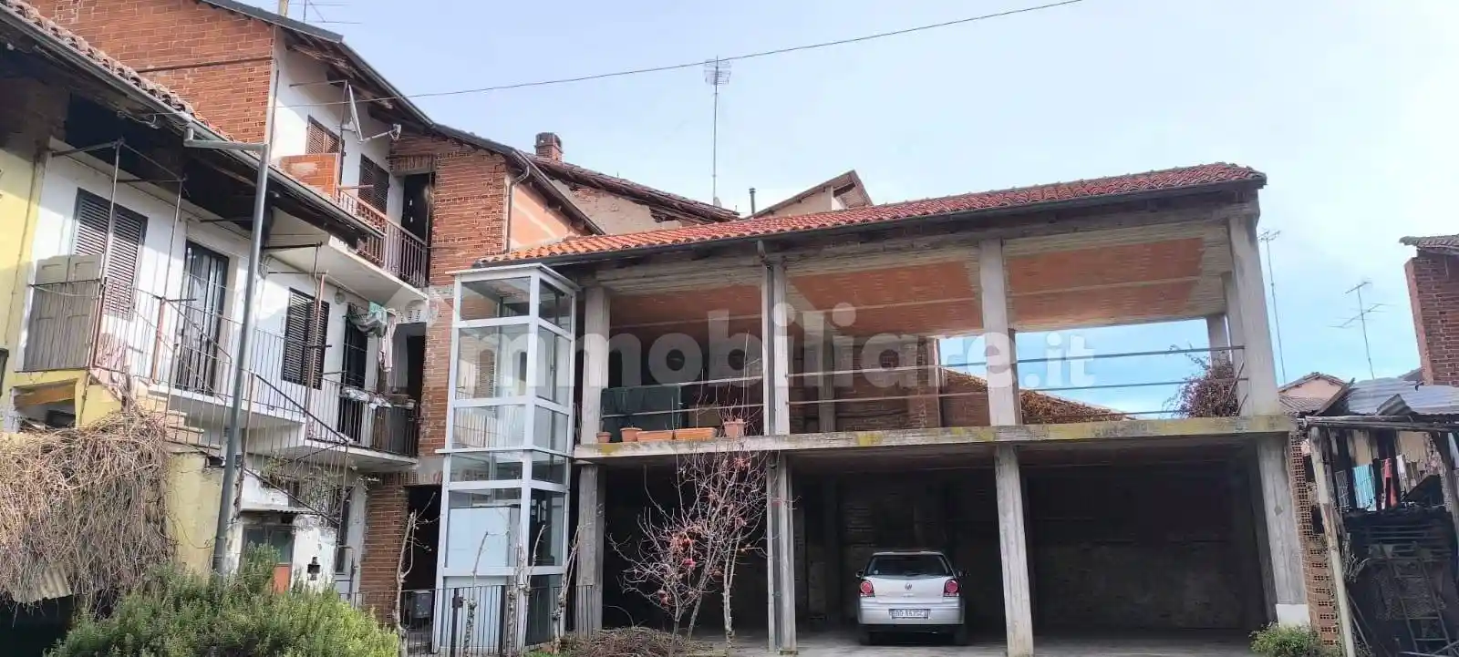 Rustico - Casale in vendita a Reano