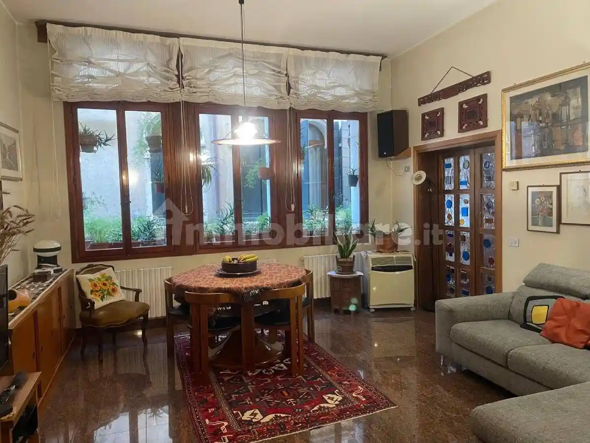 Appartamento in vendita a Venezia