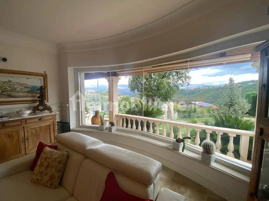 Villa in vendita a Mendicino