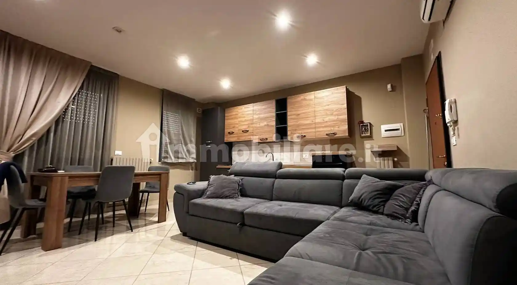 Trilocale viale degli Artigiani 50, Villaggio Artigiani - Via Manfredonia, Foggia - foto 4