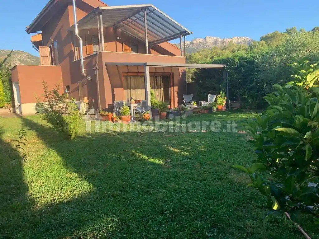 Villa in vendita a Monreale