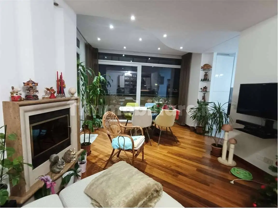 Appartamento in affitto a Ancona