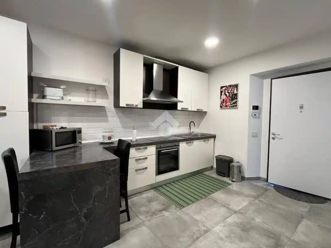 Bilocale via dei Partigiani 82, San Giovanni, Lecco - foto 3