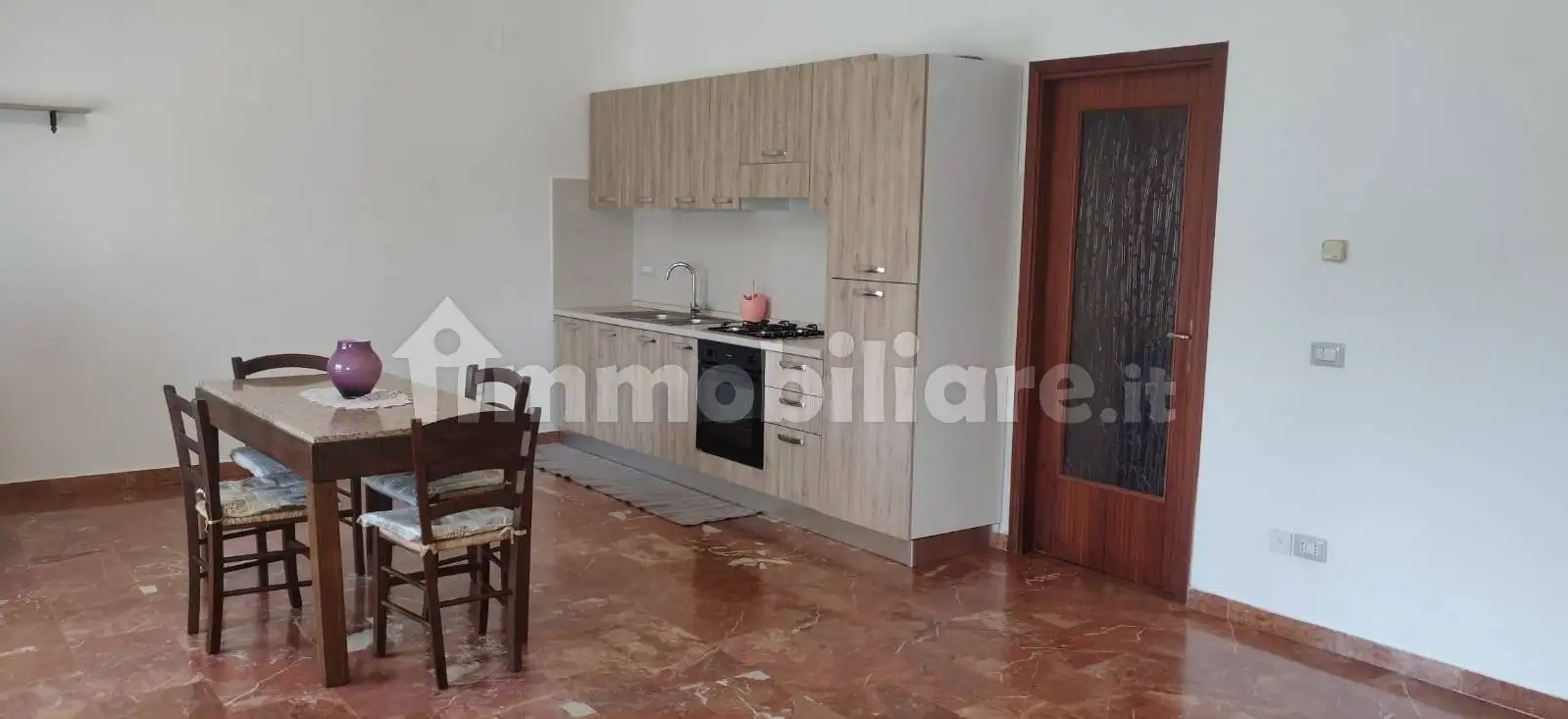 Appartamento in affitto a Davoli