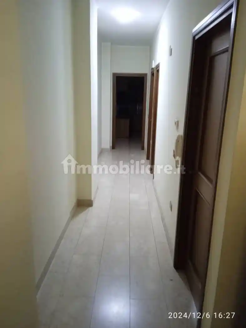 Quadrilocale via Marco Tullio Cicerone, Centro, Vibo Valentia - foto 4