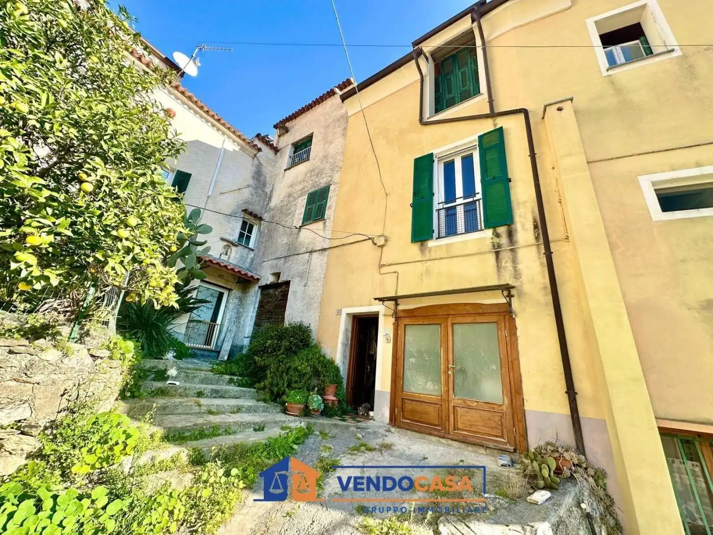 Casa indipendente in vendita a Loano