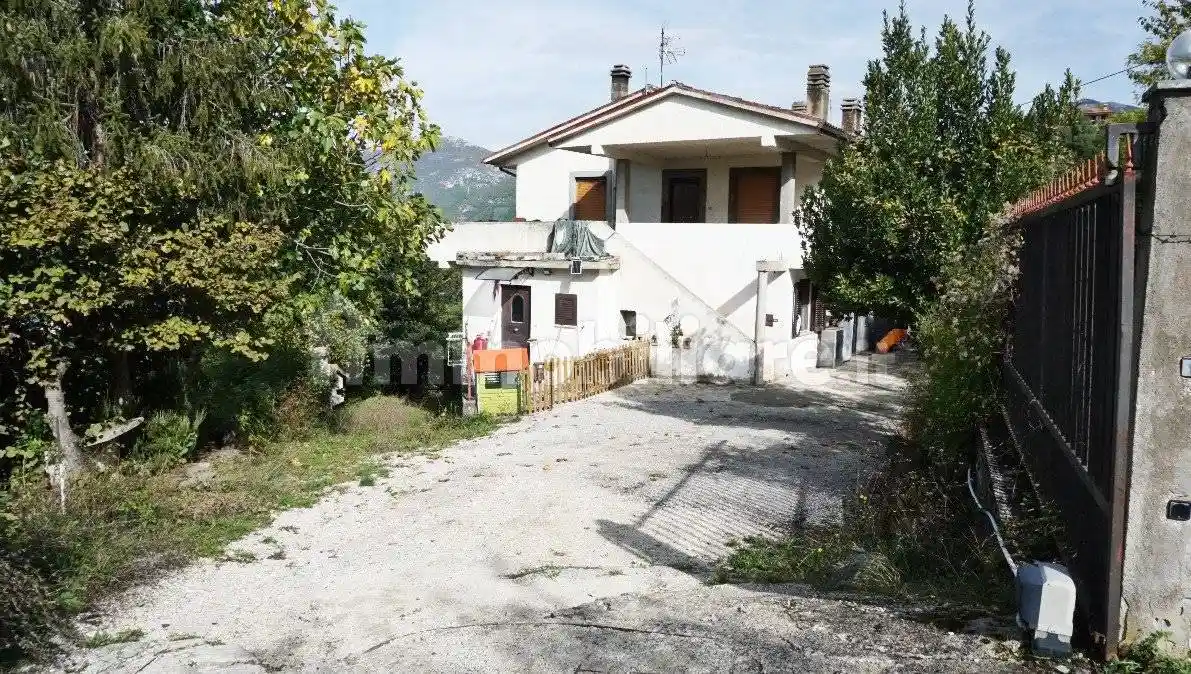 Appartamento in vendita a Cantalice