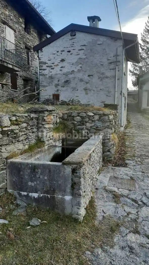 Rustico - Casale in vendita a Valvarrone