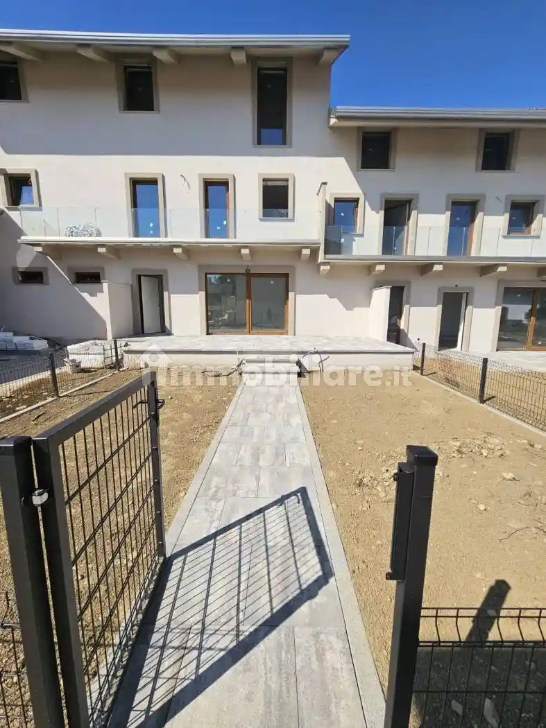 Villetta a schiera - foto 2