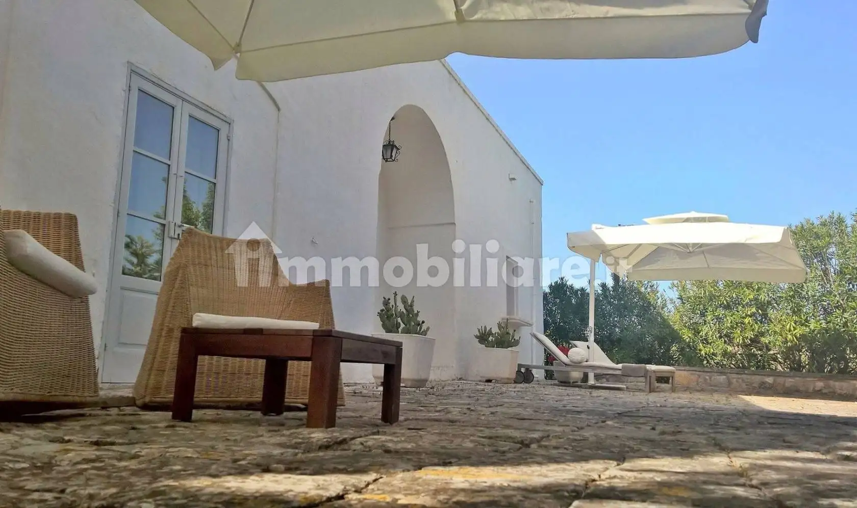 Palazzo - Edificio in affitto a Monopoli