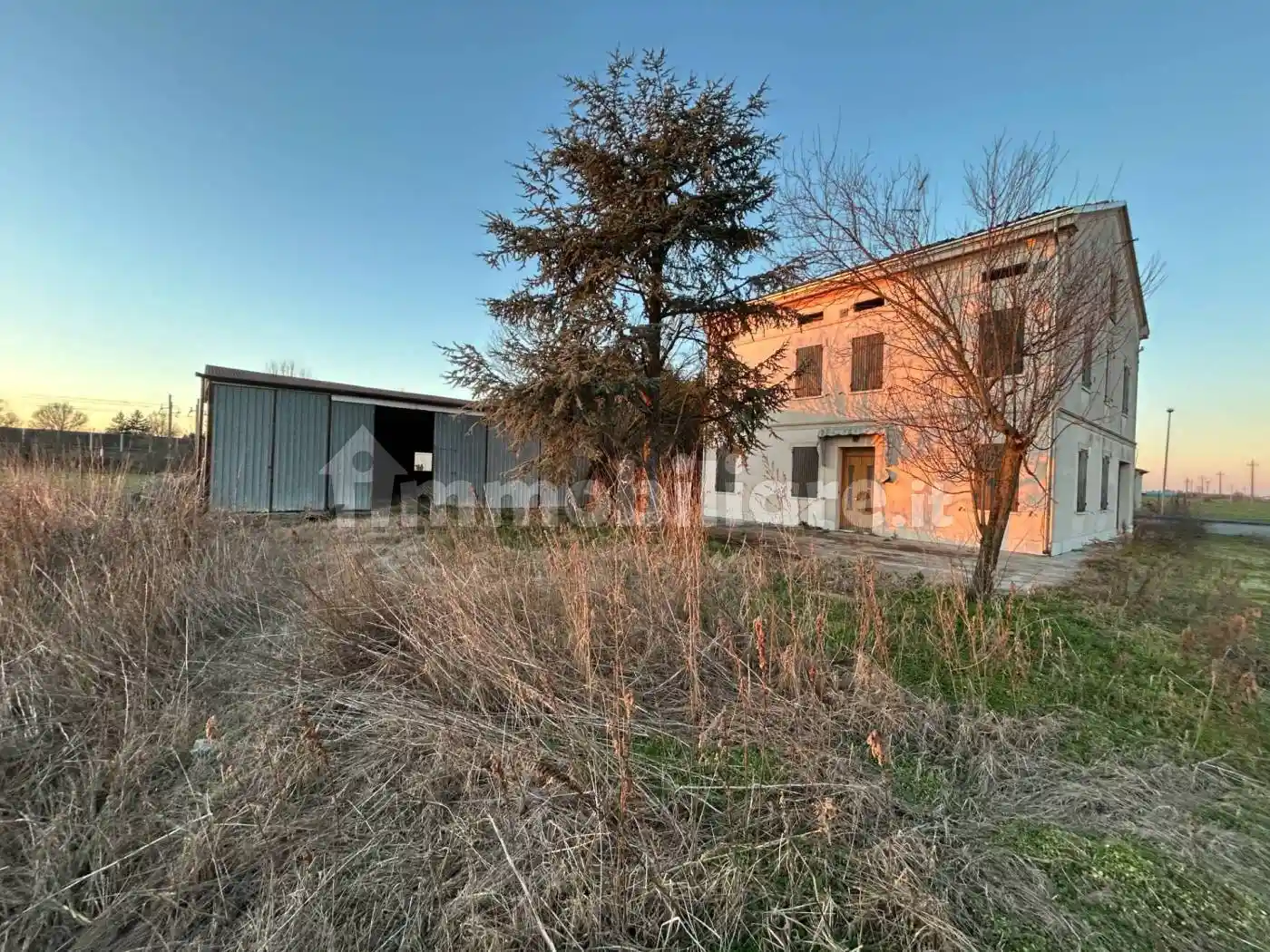 Rustico - Casale in vendita a Mirandola