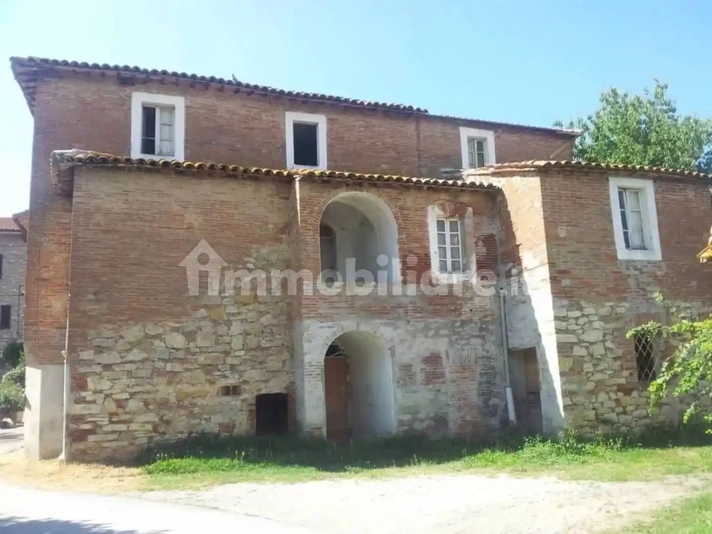 Rustico - Casale in vendita a Castiglione del Lago