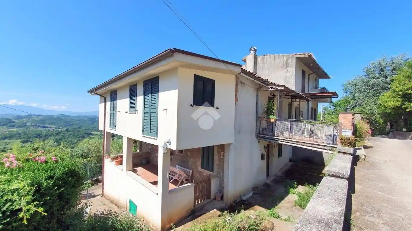 Appartamento in vendita a Serrone