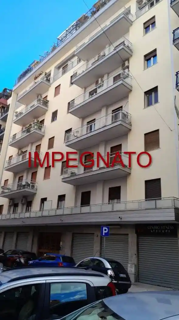 Appartamento in vendita a Palermo