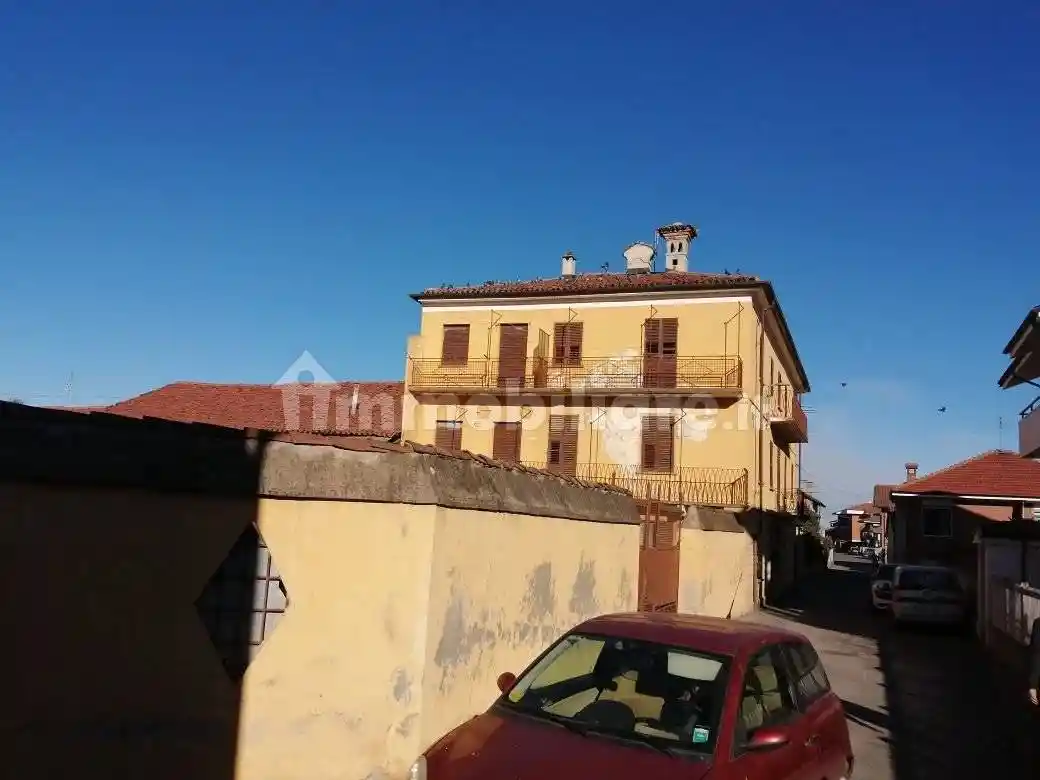 Palazzo - Edificio in vendita a Vigone