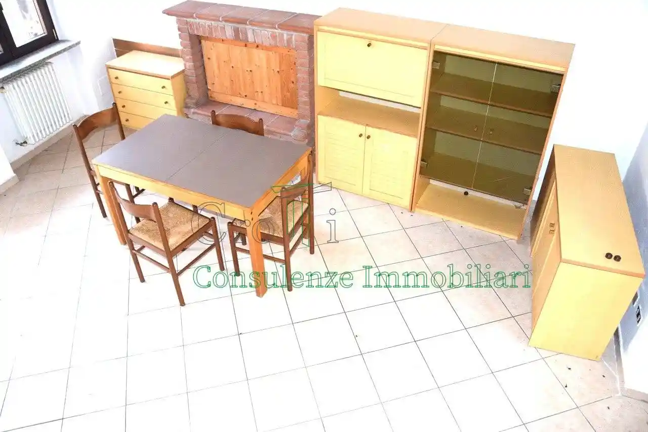 Casa indipendente in vendita a Vernate