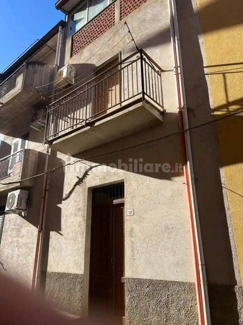 Casa indipendente in vendita a Acquedolci