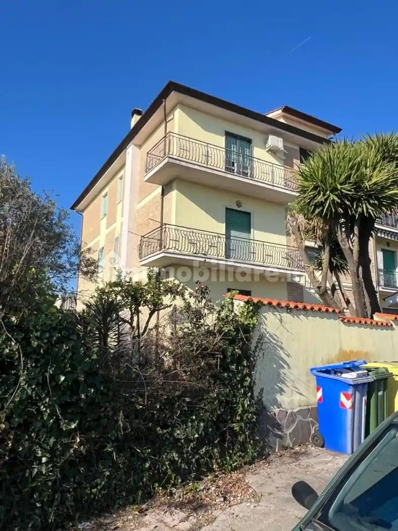 Appartamento in vendita a Aprilia