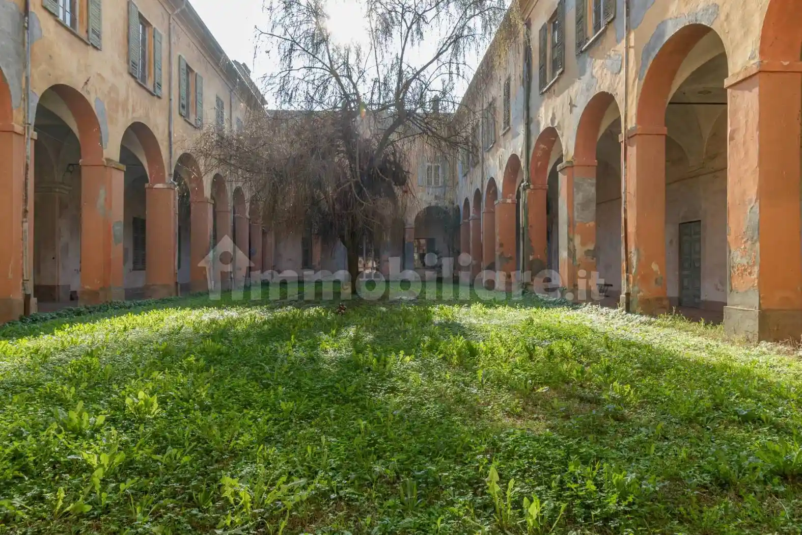 Terratetto plurifamiliare 4040 m², da ristrutturare, Casalnoceto - foto 4