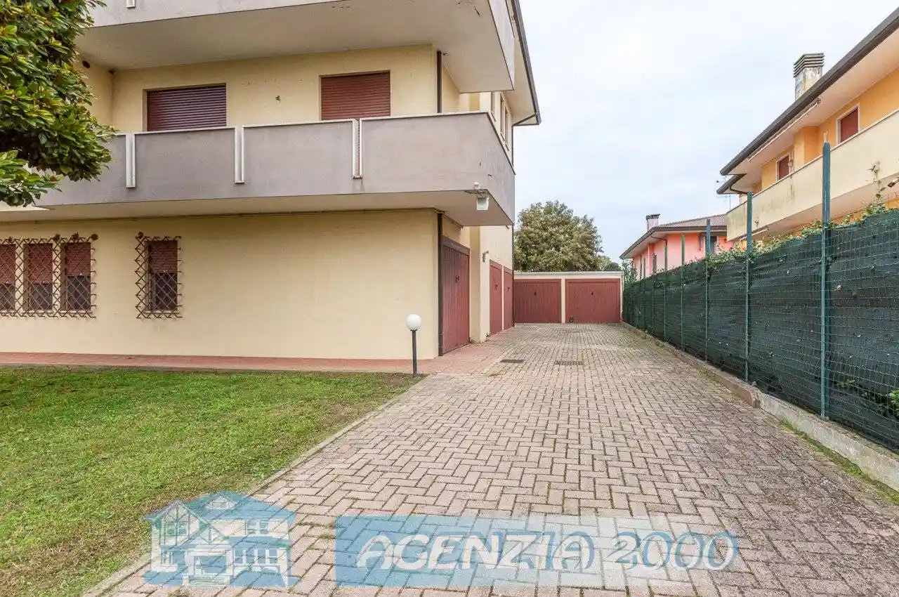 Bilocale via Vivaldi 48, Centro, Terrassa Padovana - foto 4