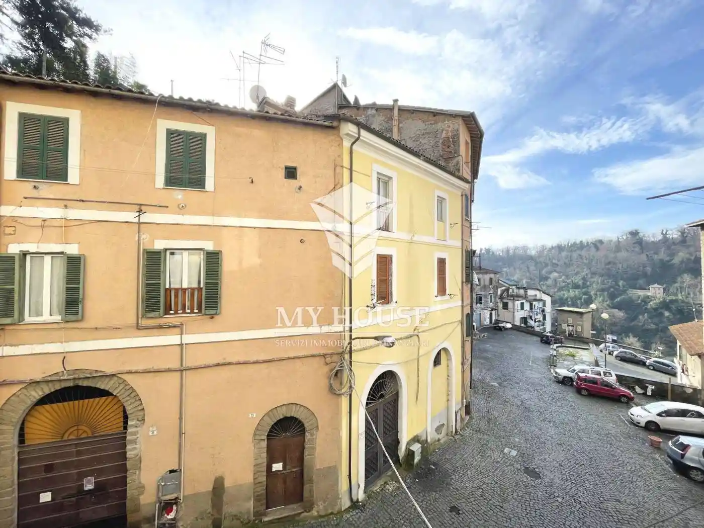 Appartamento in vendita a Cave