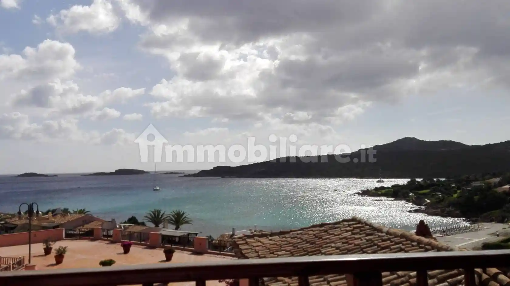 Appartamento in vendita a Arzachena