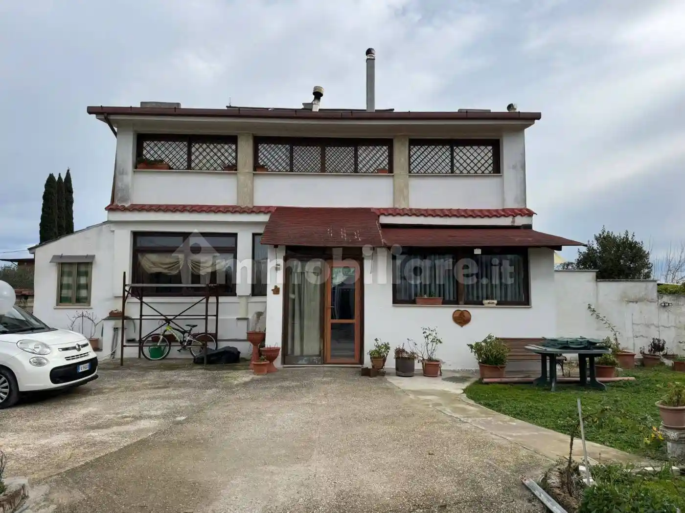 Villa in vendita a Aprilia