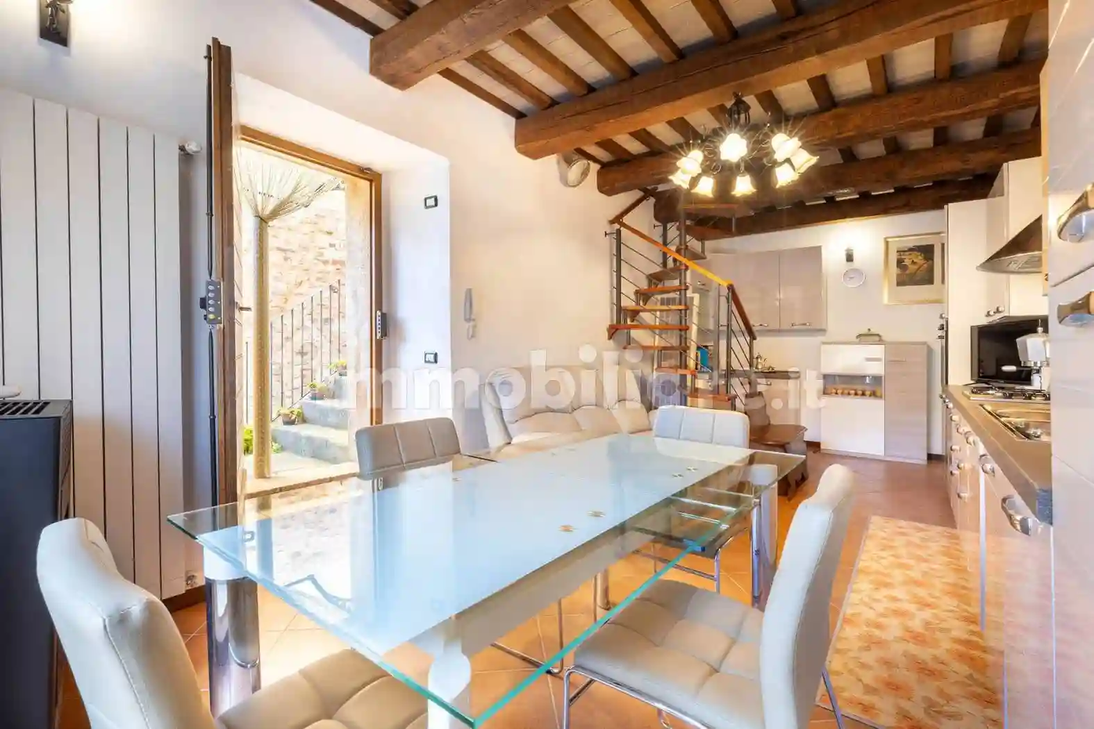 Casa indipendente - foto 2