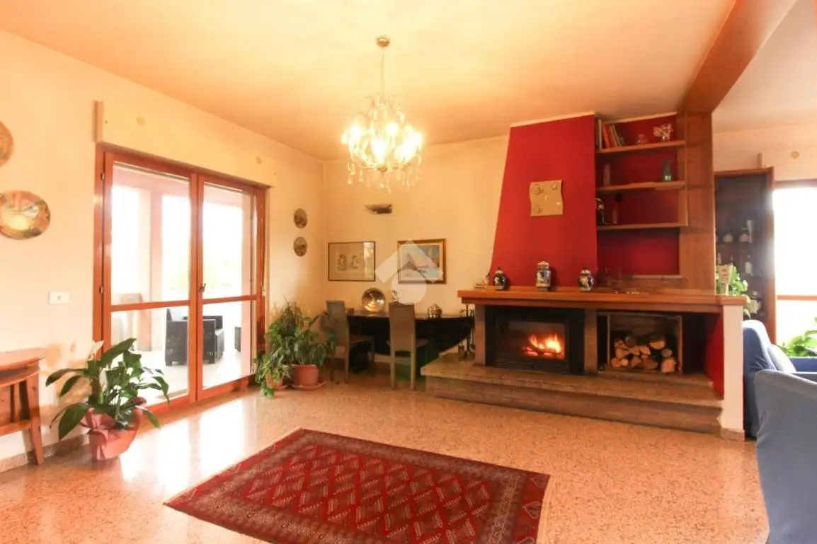 Villa in vendita a Roseto degli Abruzzi