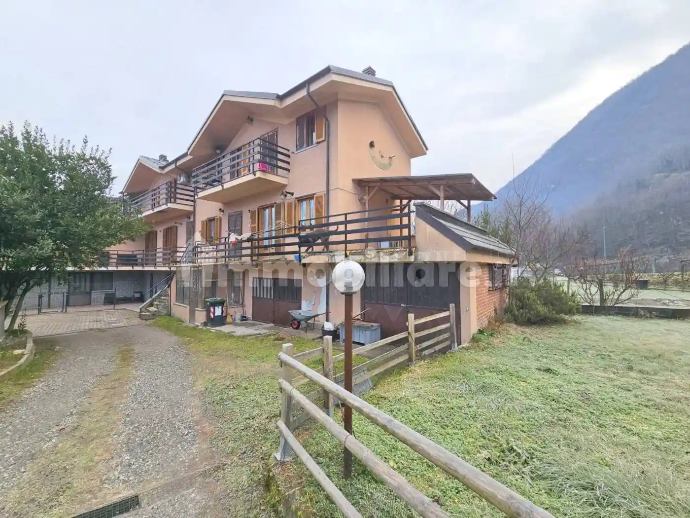 Villa in vendita a Vaie