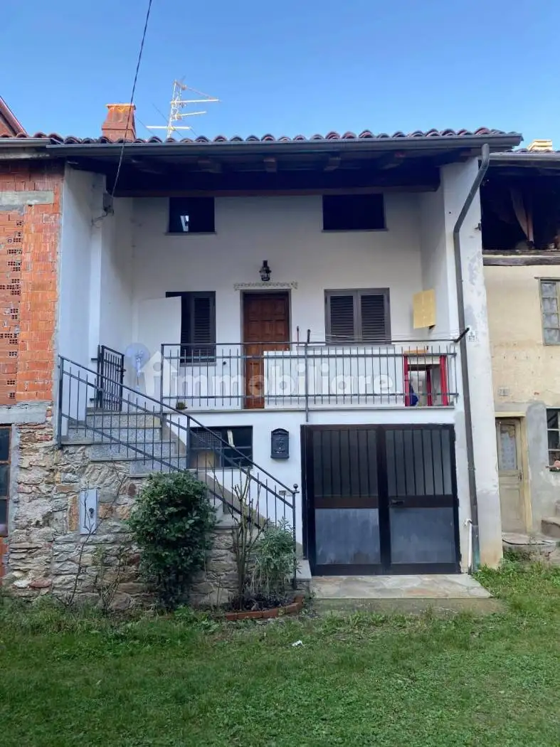 Casa indipendente in vendita a Donato